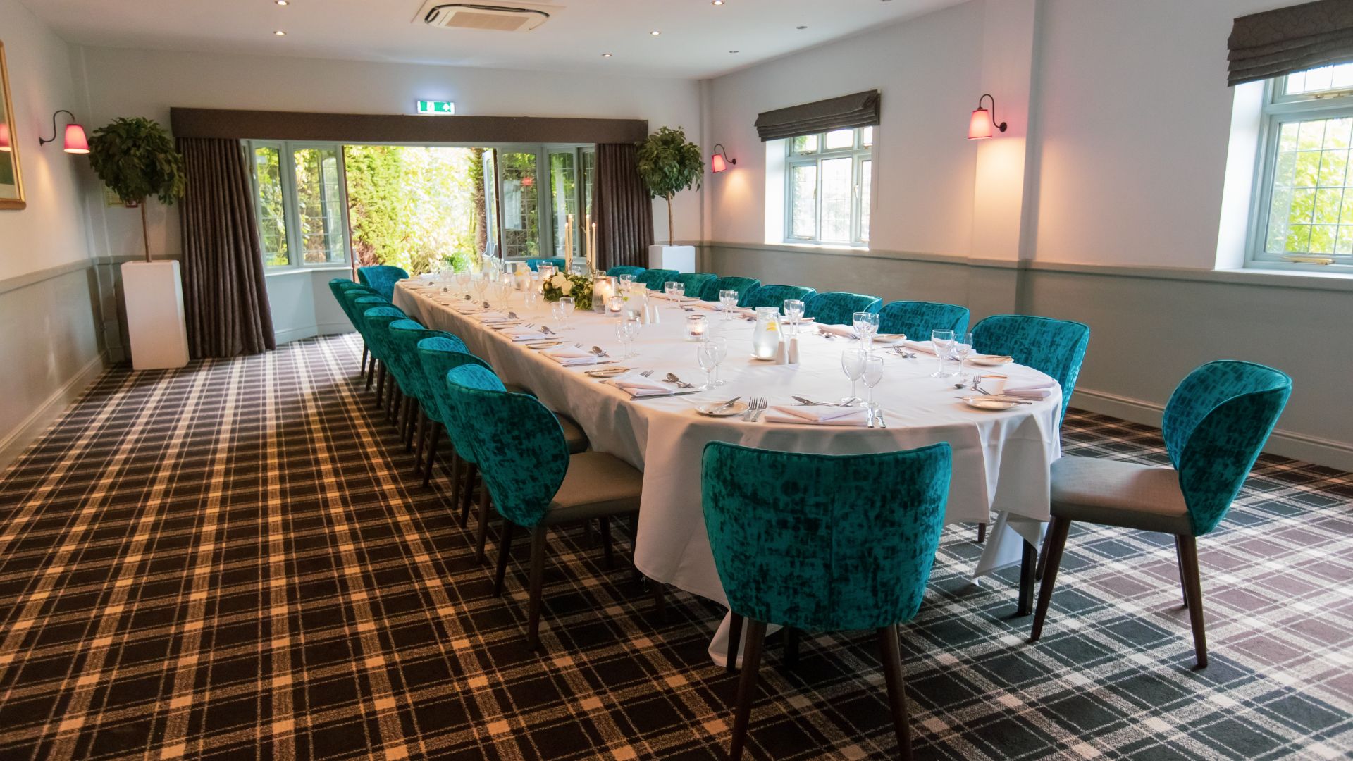 Sketchley-Grange-Greenhouse_Suite_1920x1080